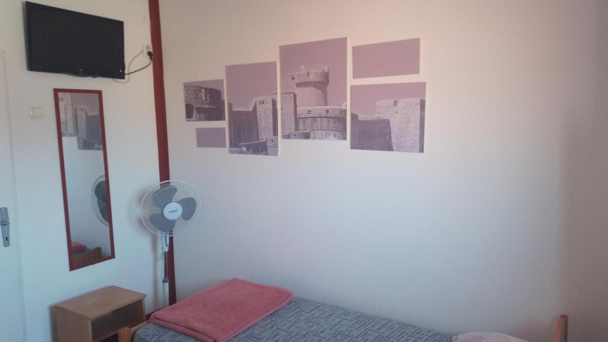 Red Apartman Trebinje Bagian luar foto